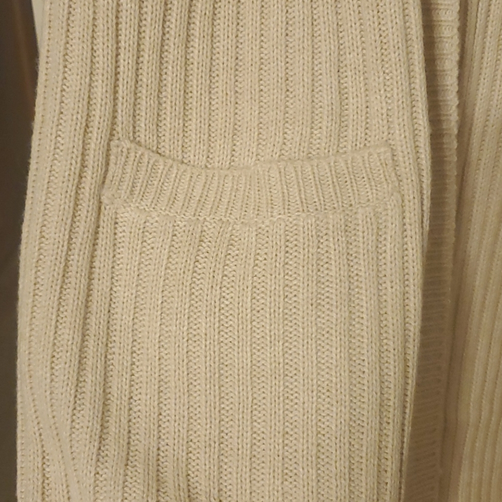 Tan Cardigan - Picture 2 of 3